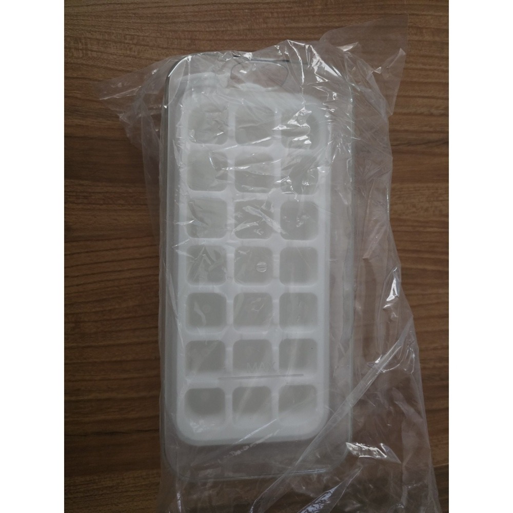 Amazon Silicone Ice Cube Tray with Lid and Bin White Quick-Fill Rectangular Mold